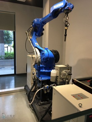 机器人厚板焊接系统